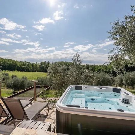 Dolce Colle Çiftlik konaklama *